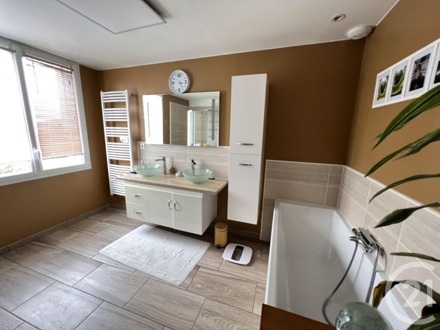 Maison à vendre - 5 pièces - 145 m2 - Le Mans - 72 - PAYS-DE-LOIRE