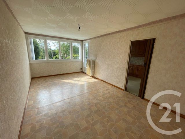 Agrandir la photo Appartement F4 à vendre - 4 pièces - 78,93 m2 - Allonnes - 72 - PAYS-DE-LOIRE
