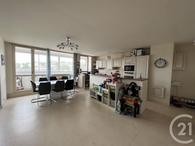 Agrandir la photo Appartement T4 à vendre - 4 pièces - 75,82 m2 - Le Mans - 72 - PAYS-DE-LOIRE