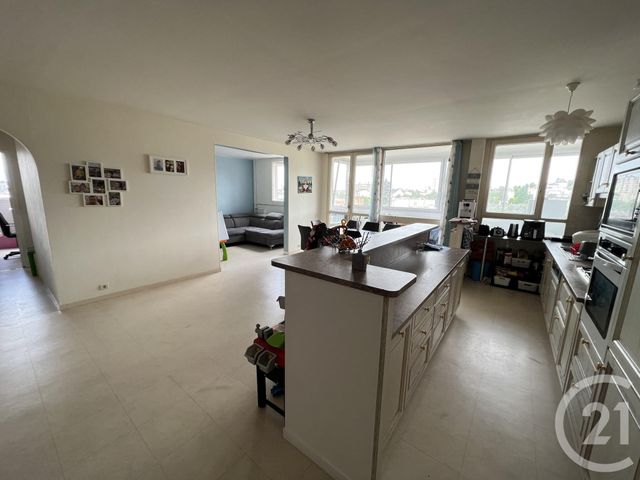 Agrandir la photo Appartement T4 à vendre - 4 pièces - 75,82 m2 - Le Mans - 72 - PAYS-DE-LOIRE