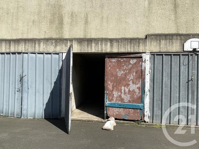 Agrandir la photo Parking à vendre - 24 m2 - Allonnes - 72 - PAYS-DE-LOIRE