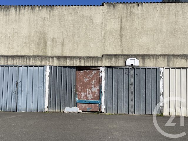 Agrandir la photo Parking à vendre - 24 m2 - Allonnes - 72 - PAYS-DE-LOIRE