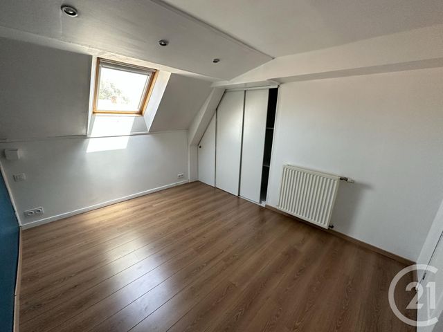 Agrandir la photo Maison à vendre - 4 pièces - 113,58 m2 - La Chapelle St Aubin - 72 - PAYS-DE-LOIRE