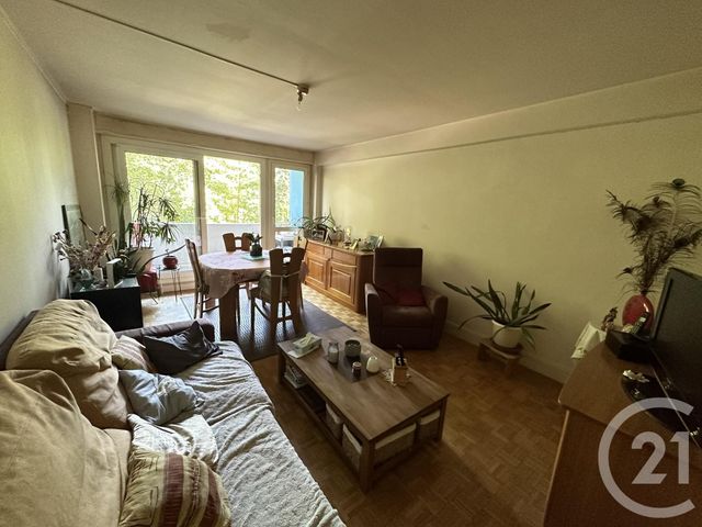 Appartement F3 à vendre - 3 pièces - 67,94 m2 - Le Mans - 72 - PAYS-DE-LOIRE