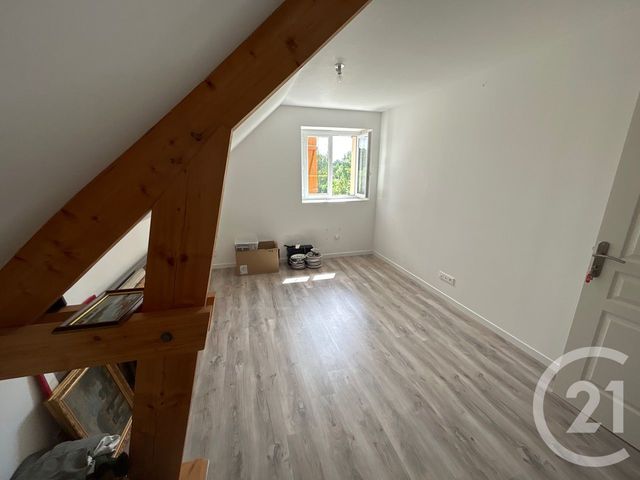 Agrandir la photo Maison à vendre - 7 pièces - 218,60 m2 - St Jean D Asse - 72 - PAYS-DE-LOIRE