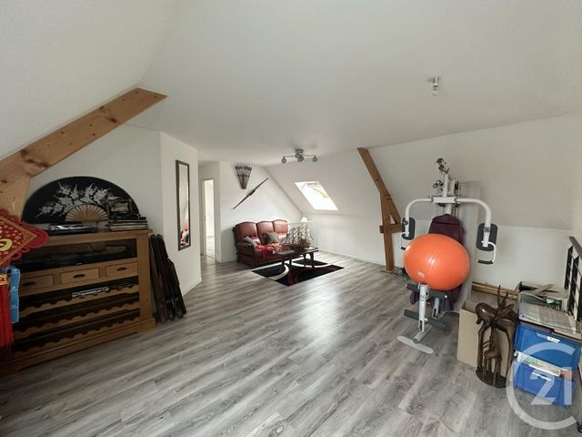 Agrandir la photo Maison à vendre - 7 pièces - 218,60 m2 - St Jean D Asse - 72 - PAYS-DE-LOIRE