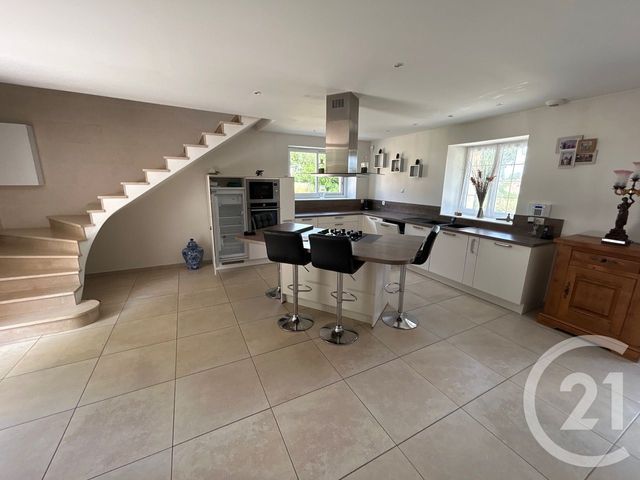 Agrandir la photo Maison à vendre - 7 pièces - 218,60 m2 - St Jean D Asse - 72 - PAYS-DE-LOIRE