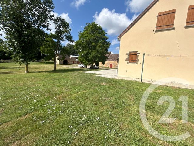 Agrandir la photo Maison à vendre - 7 pièces - 218,60 m2 - St Jean D Asse - 72 - PAYS-DE-LOIRE