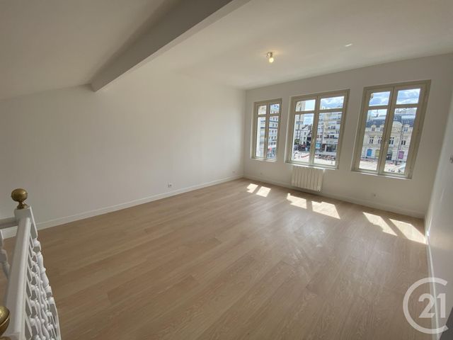 Appartement T3 à louer - 3 pièces - 67,55 m2 - Le Mans - 72 - PAYS-DE-LOIRE