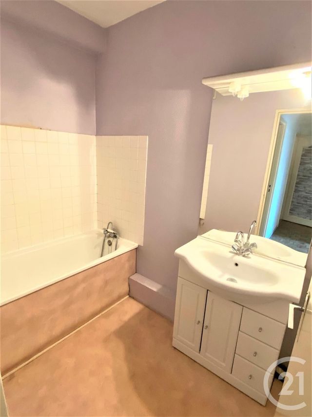 Appartement F3 à louer - 3 pièces - 61,94 m2 - Le Mans - 72 - PAYS-DE-LOIRE