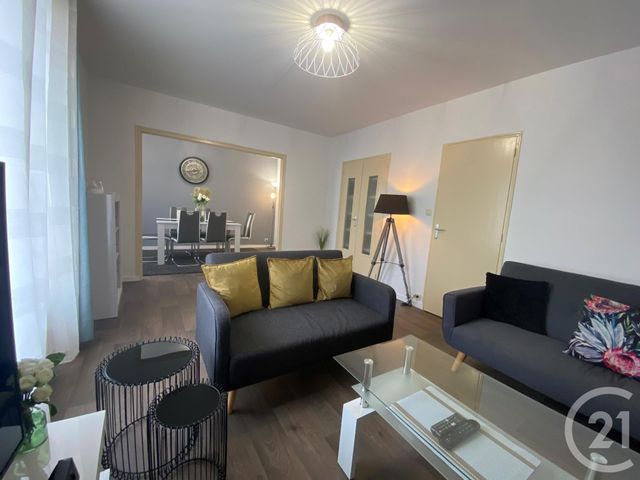 Agrandir la photo Appartement F4 à louer - 4 pièces - 81,22 m2 - Le Mans - 72 - PAYS-DE-LOIRE