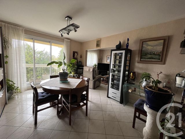 Agrandir la photo Appartement T5 à vendre - 5 pièces - 100,29 m2 - Le Mans - 72 - PAYS-DE-LOIRE
