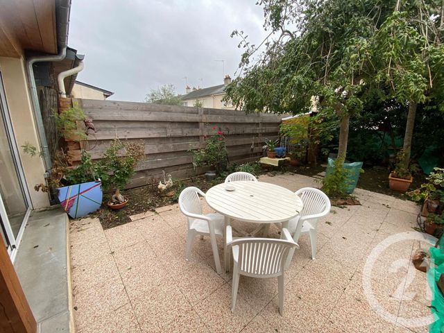Agrandir la photo Maison à louer - 4 pièces - 110 m2 - Allonnes - 72 - PAYS-DE-LOIRE