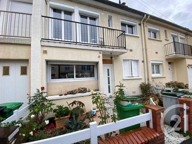 Agrandir la photo Maison à louer - 4 pièces - 110 m2 - Allonnes - 72 - PAYS-DE-LOIRE