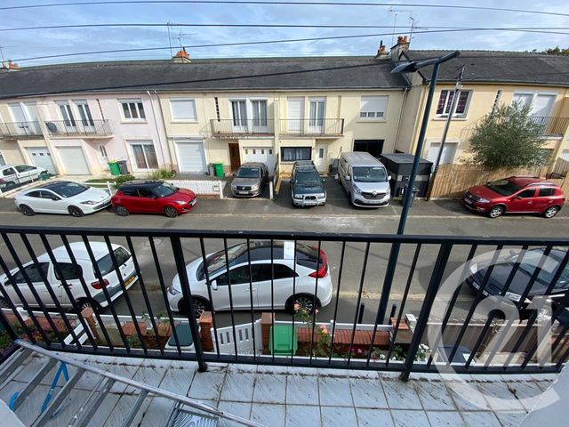 Agrandir la photo Maison à louer - 4 pièces - 110 m2 - Allonnes - 72 - PAYS-DE-LOIRE