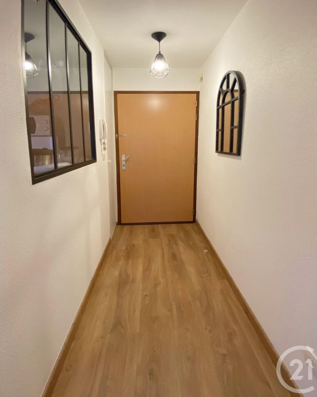 Appartement T3 à louer - 3 pièces - 54,42 m2 - Le Mans - 72 - PAYS-DE-LOIRE