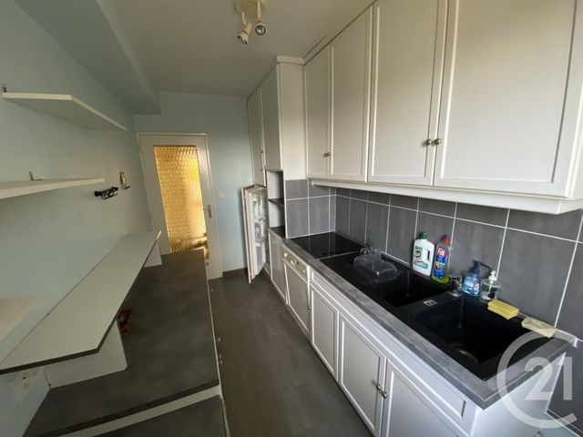 Appartement T4 &agrave; louer - 4 pi&egrave;ces - 102,10 m2 - Le Mans - 72 - PAYS-DE-LOIRE