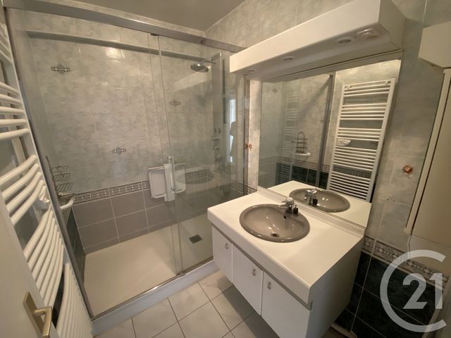 Appartement T4 &agrave; louer - 4 pi&egrave;ces - 102,10 m2 - Le Mans - 72 - PAYS-DE-LOIRE