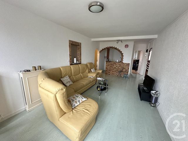 Agrandir la photo Appartement T4 à vendre - 4 pièces - 78,68 m2 - Allonnes - 72 - PAYS-DE-LOIRE