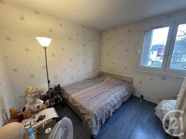 Agrandir la photo Appartement T4 à vendre - 4 pièces - 78,68 m2 - Allonnes - 72 - PAYS-DE-LOIRE