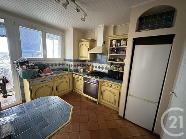 Agrandir la photo Appartement T4 à vendre - 4 pièces - 78,68 m2 - Allonnes - 72 - PAYS-DE-LOIRE