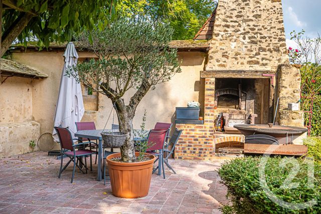 Agrandir la photo Maison à vendre - 8 pièces - 229,06 m2 - Lombron - 72 - PAYS-DE-LOIRE