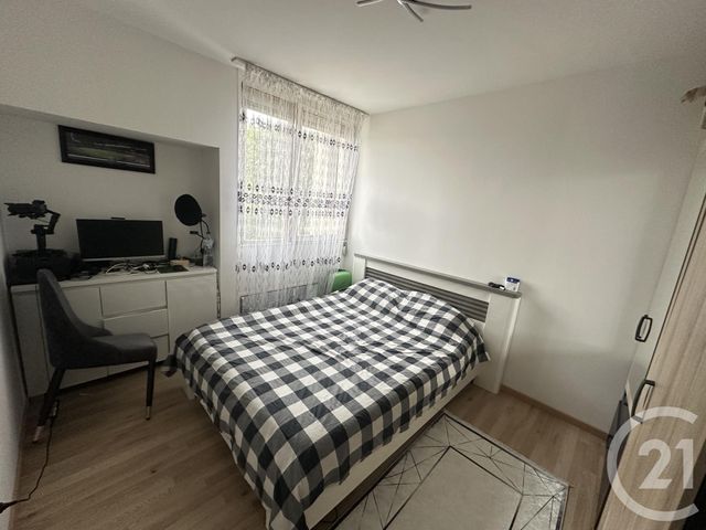Appartement T5 à vendre - 5 pièces - 97,41 m2 - Le Mans - 72 - PAYS-DE-LOIRE