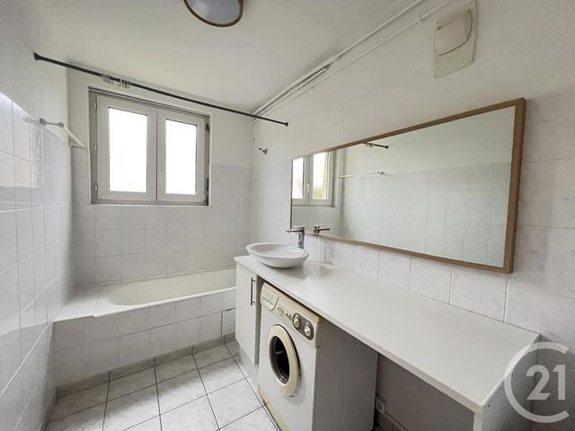 Appartement T5 à vendre - 5 pièces - 112,08 m2 - Le Mans - 72 - PAYS-DE-LOIRE
