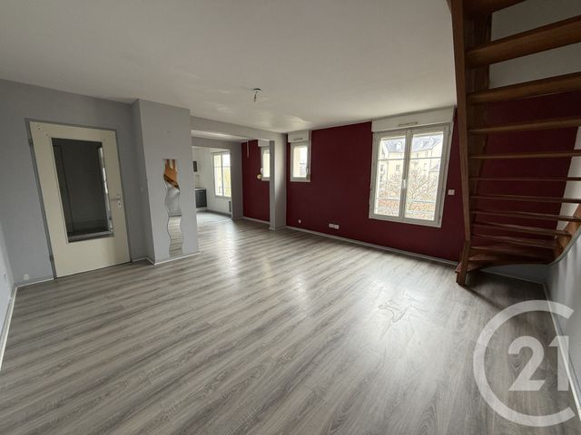 Agrandir la photo Appartement F4 à louer - 4 pièces - 93 m2 - Le Mans - 72 - PAYS-DE-LOIRE