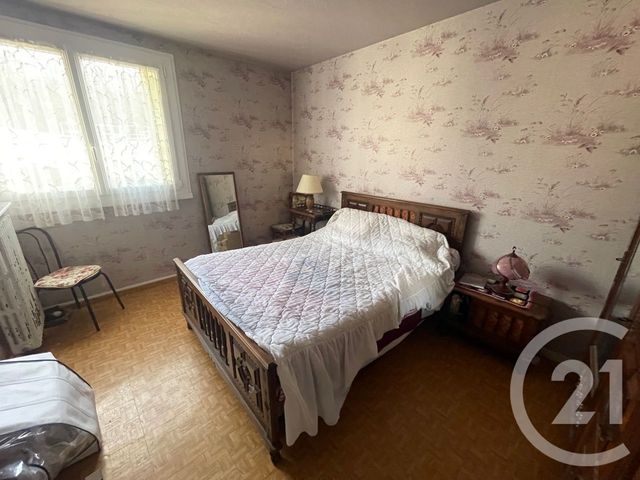 Agrandir la photo Appartement F4 à vendre - 4 pièces - 79,01 m2 - Allonnes - 72 - PAYS-DE-LOIRE