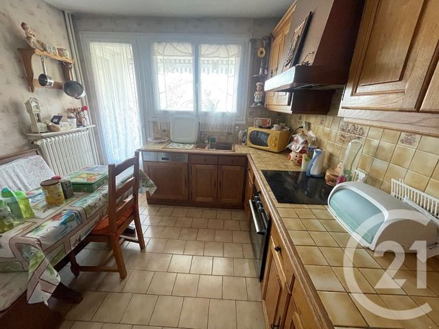 Agrandir la photo Appartement F4 à vendre - 4 pièces - 79,01 m2 - Allonnes - 72 - PAYS-DE-LOIRE