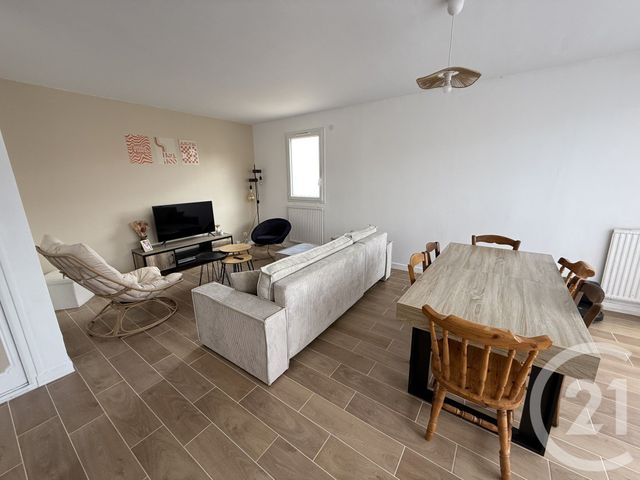 Appartement T4 à vendre - 4 pièces - 95,13 m2 - Le Mans - 72 - PAYS-DE-LOIRE