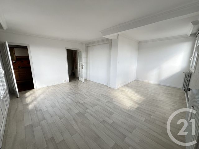 Appartement T4 à vendre - 4 pièces - 82,09 m2 - Le Mans - 72 - PAYS-DE-LOIRE