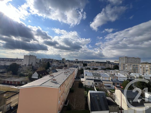 Appartement T4 à vendre - 4 pièces - 82,09 m2 - Le Mans - 72 - PAYS-DE-LOIRE