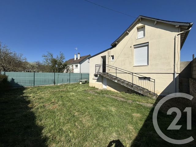 Agrandir la photo Maison à vendre - 5 pièces - 116,56 m2 - St Mars La Briere - 72 - PAYS-DE-LOIRE
