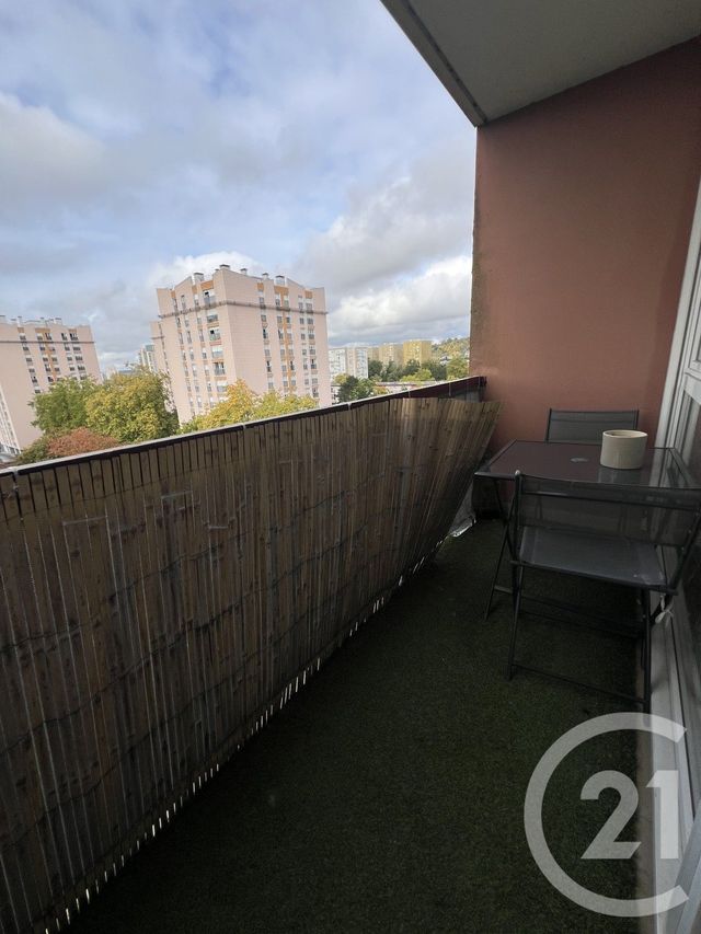 Appartement T3 à vendre - 3 pièces - 68,68 m2 - Le Mans - 72 - PAYS-DE-LOIRE