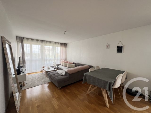 Appartement T3 à vendre - 3 pièces - 68,68 m2 - Le Mans - 72 - PAYS-DE-LOIRE