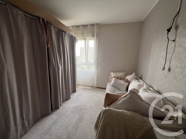 Appartement T3 à vendre - 3 pièces - 68,68 m2 - Le Mans - 72 - PAYS-DE-LOIRE