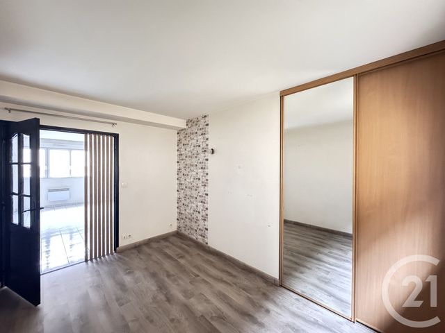 Appartement T4 à vendre - 4 pièces - 85,88 m2 - Le Mans - 72 - PAYS-DE-LOIRE