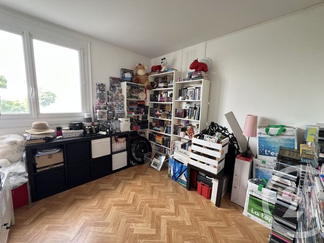 Appartement T3 à vendre - 3 pièces - 67,22 m2 - Allonnes - 72 - PAYS-DE-LOIRE