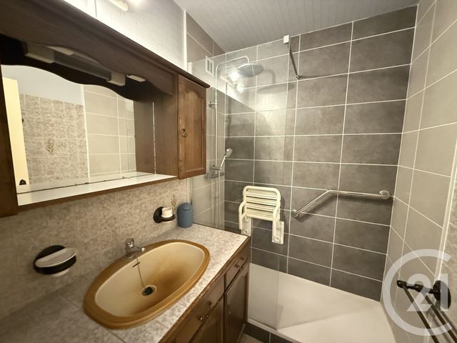 Agrandir la photo Appartement F4 à vendre - 4 pièces - 78,93 m2 - Allonnes - 72 - PAYS-DE-LOIRE