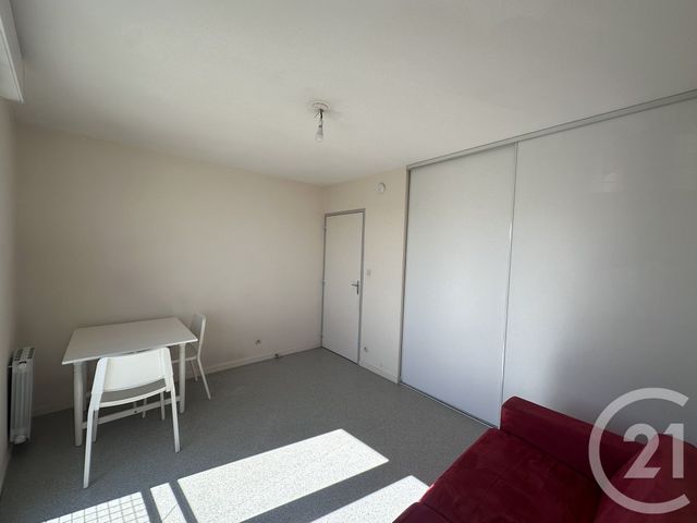 Agrandir la photo Appartement Studio à louer - 1 pièce - 22,18 m2 - Le Mans - 72 - PAYS-DE-LOIRE