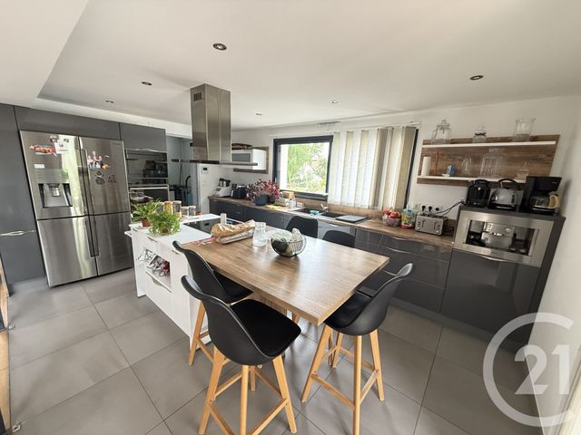 Maison à vendre - 6 pièces - 210,63 m2 - Montfort Le Gesnois - 72 - PAYS-DE-LOIRE