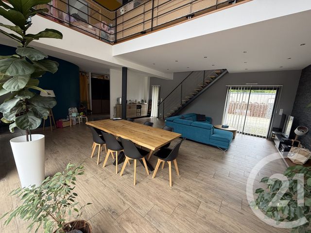 Maison à vendre - 6 pièces - 210,63 m2 - Montfort Le Gesnois - 72 - PAYS-DE-LOIRE