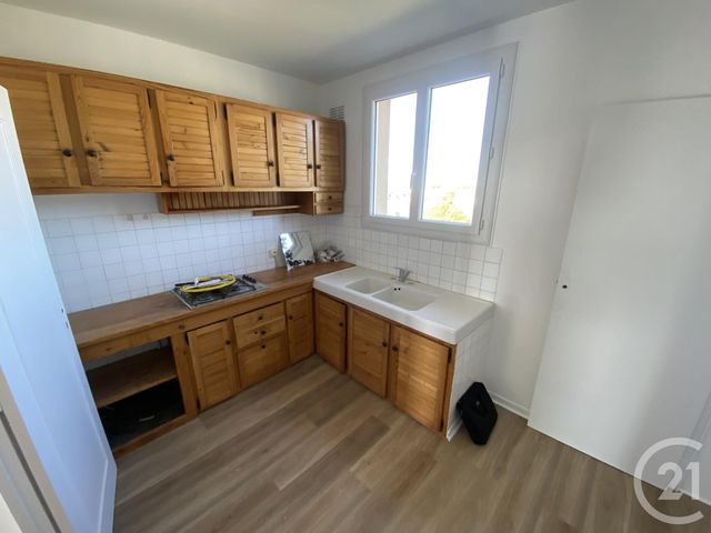 Agrandir la photo Appartement F4 à louer - 4 pièces - 70,67 m2 - Le Mans - 72 - PAYS-DE-LOIRE