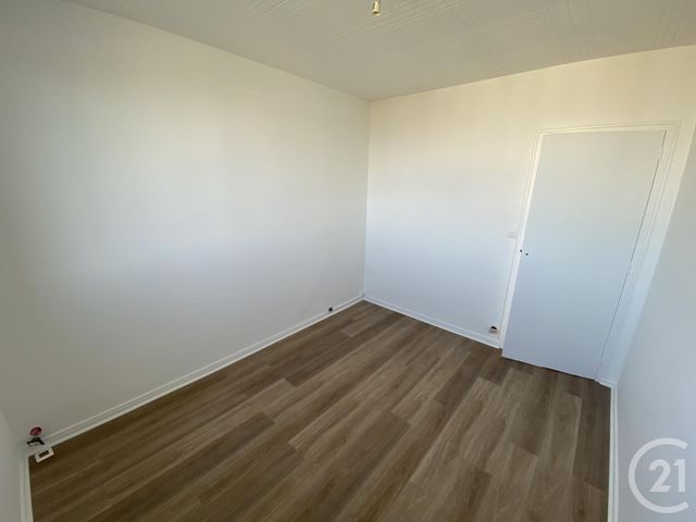 Agrandir la photo Appartement F4 à louer - 4 pièces - 70,67 m2 - Le Mans - 72 - PAYS-DE-LOIRE