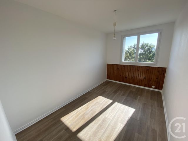 Agrandir la photo Appartement F4 à louer - 4 pièces - 70,67 m2 - Le Mans - 72 - PAYS-DE-LOIRE