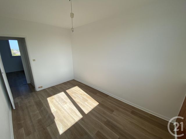 Agrandir la photo Appartement F4 à louer - 4 pièces - 70,67 m2 - Le Mans - 72 - PAYS-DE-LOIRE