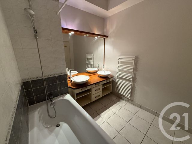 Agrandir la photo Appartement T4 à louer - 4 pièces - 98,97 m2 - Le Mans - 72 - PAYS-DE-LOIRE