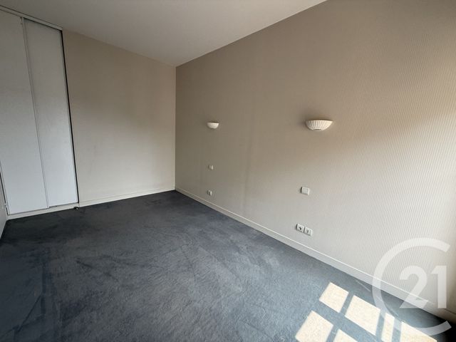 Agrandir la photo Appartement T4 à louer - 4 pièces - 98,97 m2 - Le Mans - 72 - PAYS-DE-LOIRE